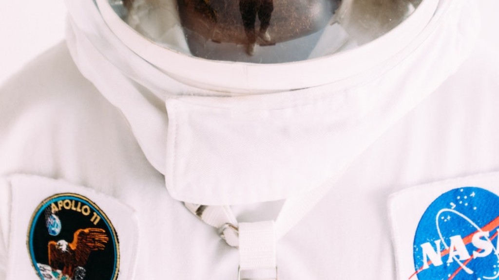 How much does nasa spend each year?