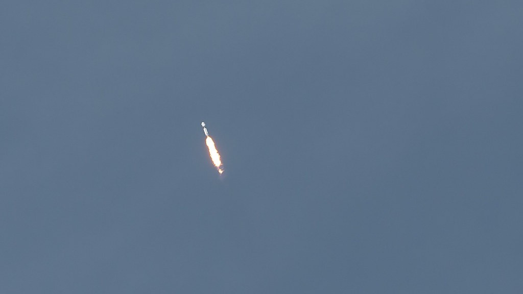 Did the spacex launch tonight?